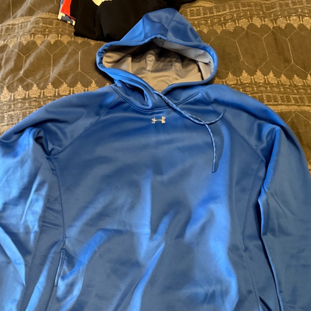 Under Armour Women's Vibrant Blue Pullover